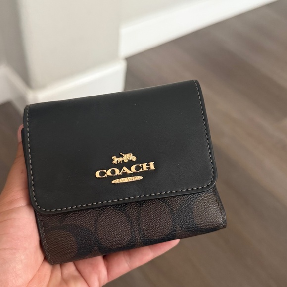 Coach Signature Leather Small Wallet brown/black - Picture 1 of 5